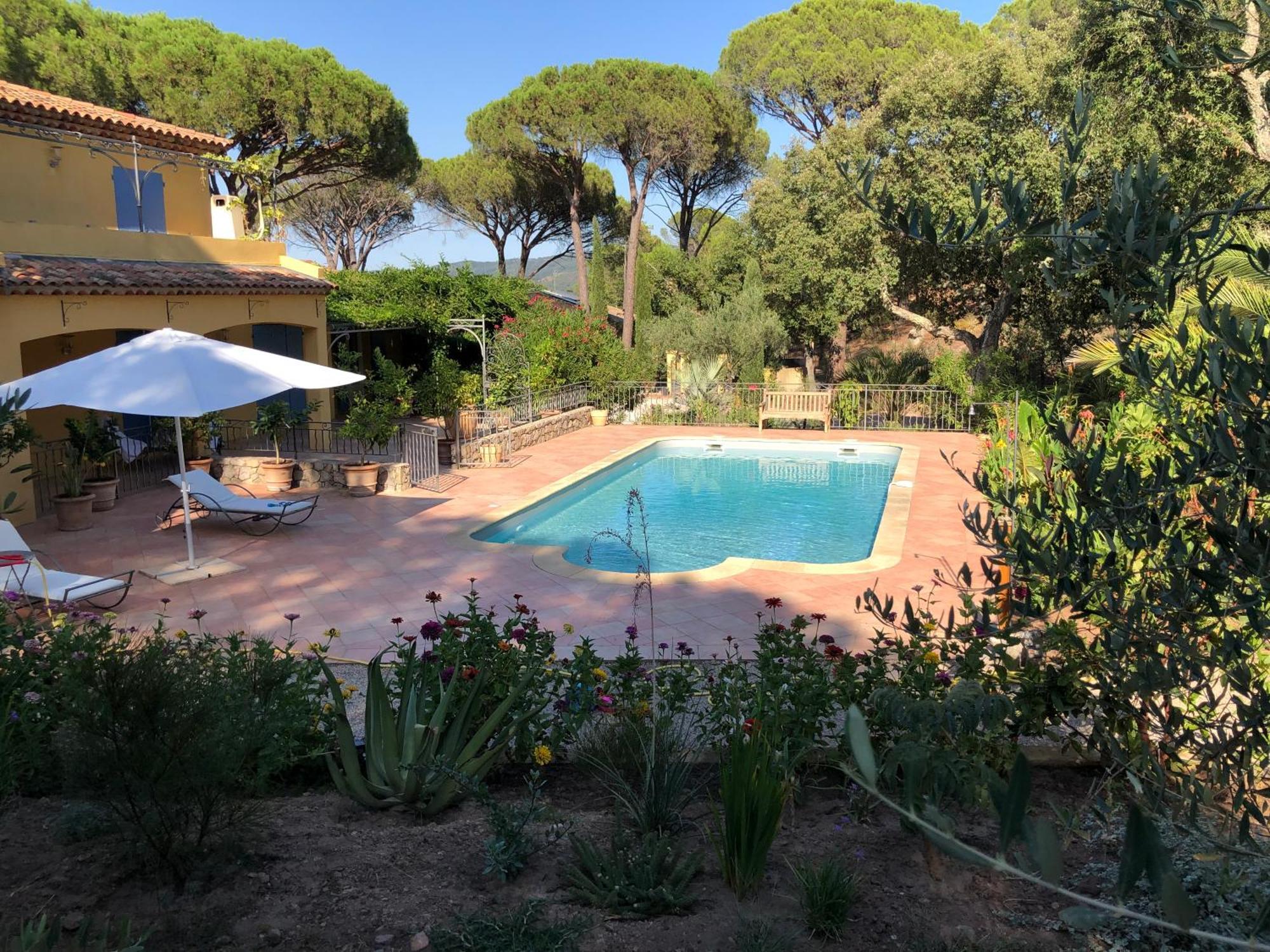 Sous Les Pins Parasols Vidauban Eksteriør billede